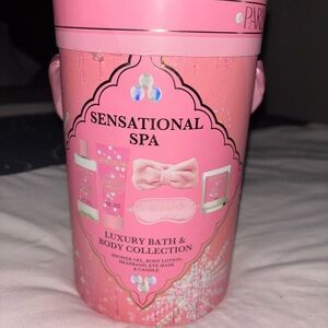 Paris Hilton Pink Luxury Bath & Body Collection Coconut Smell